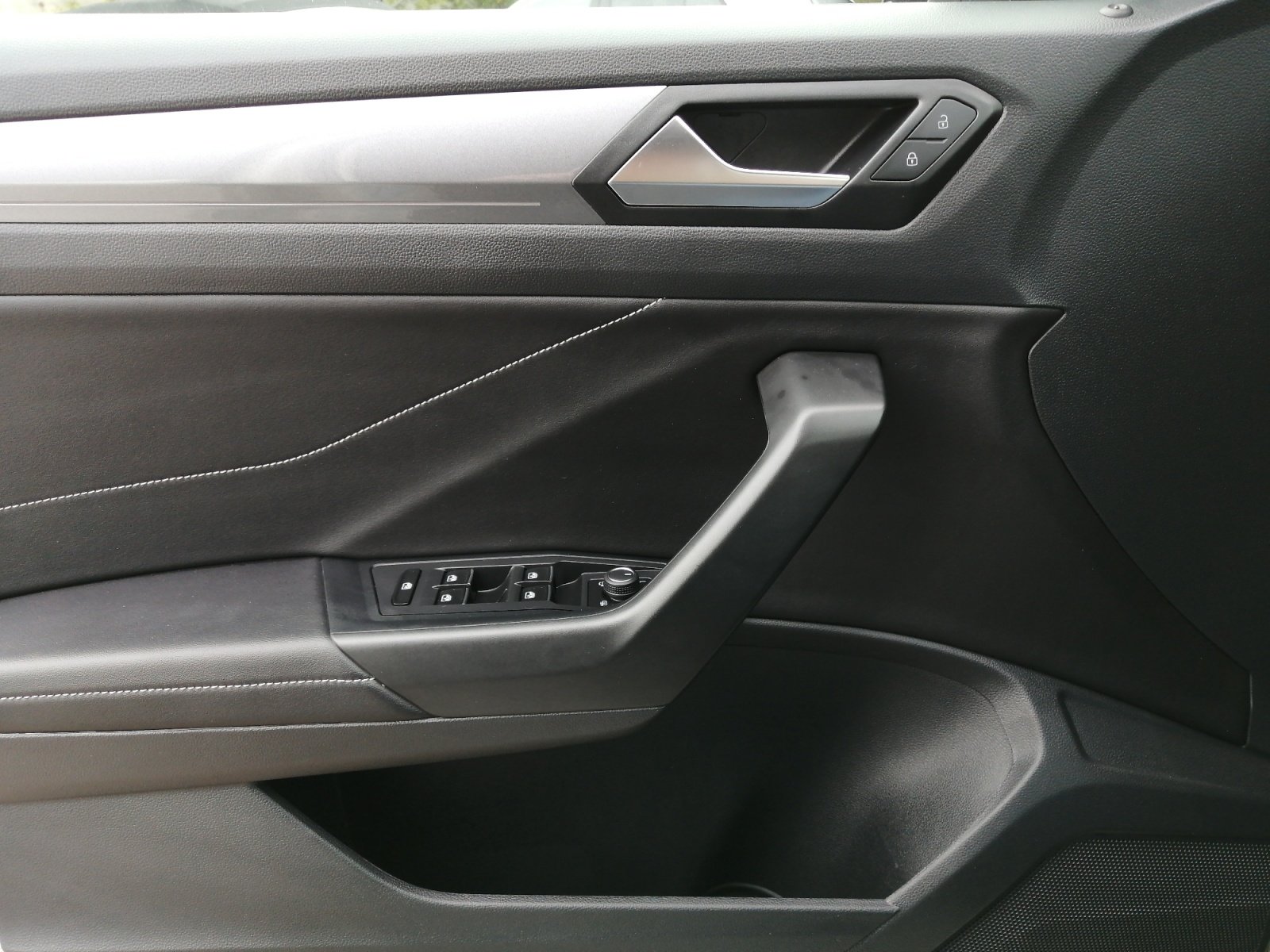 T-ROC 1.5TSI STYLE DSG Kam.,PDC,Virtual,ACC,LED