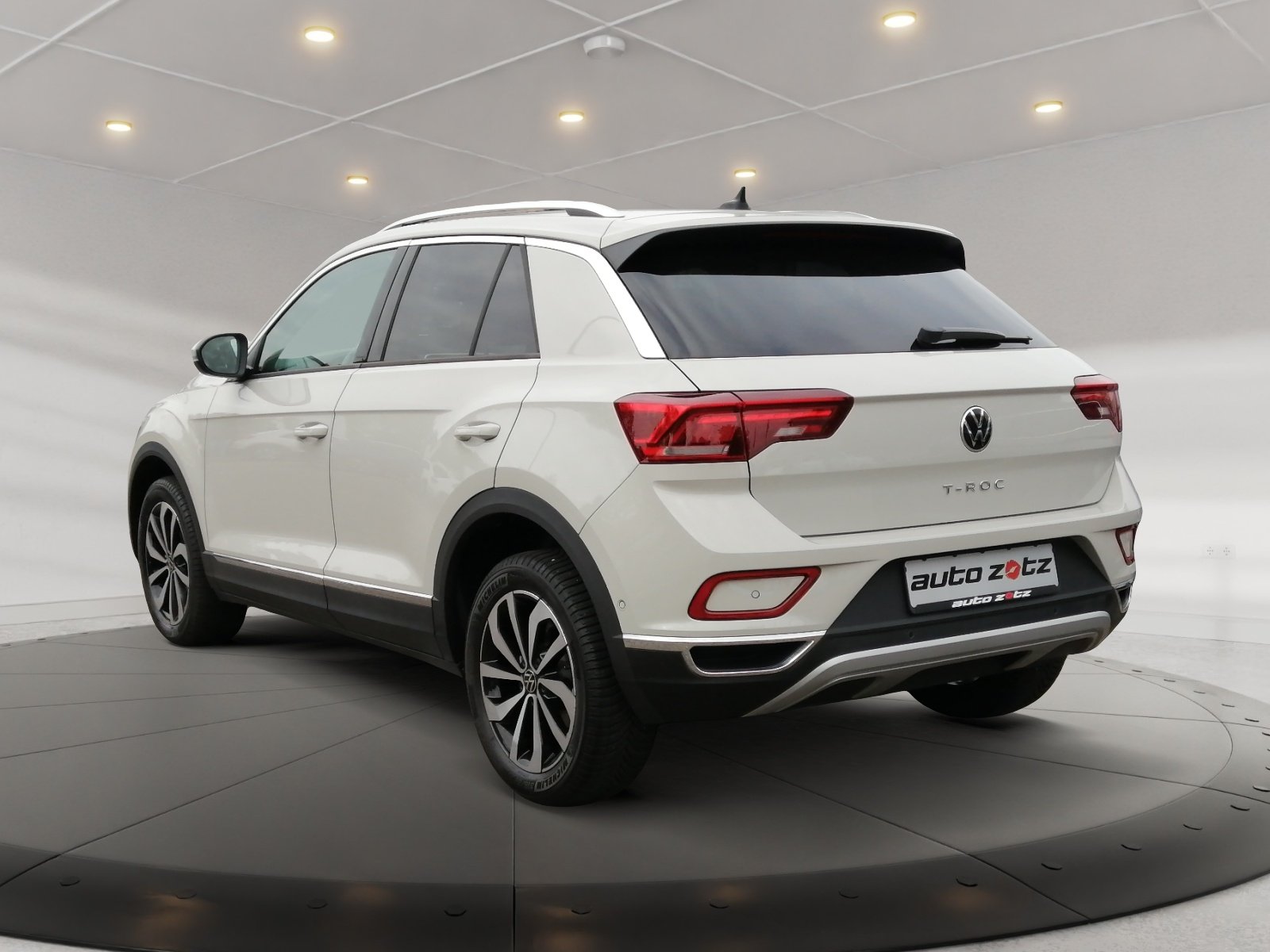 T-ROC 1.5TSI STYLE DSG Kam.,PDC,Virtual,ACC,LED
