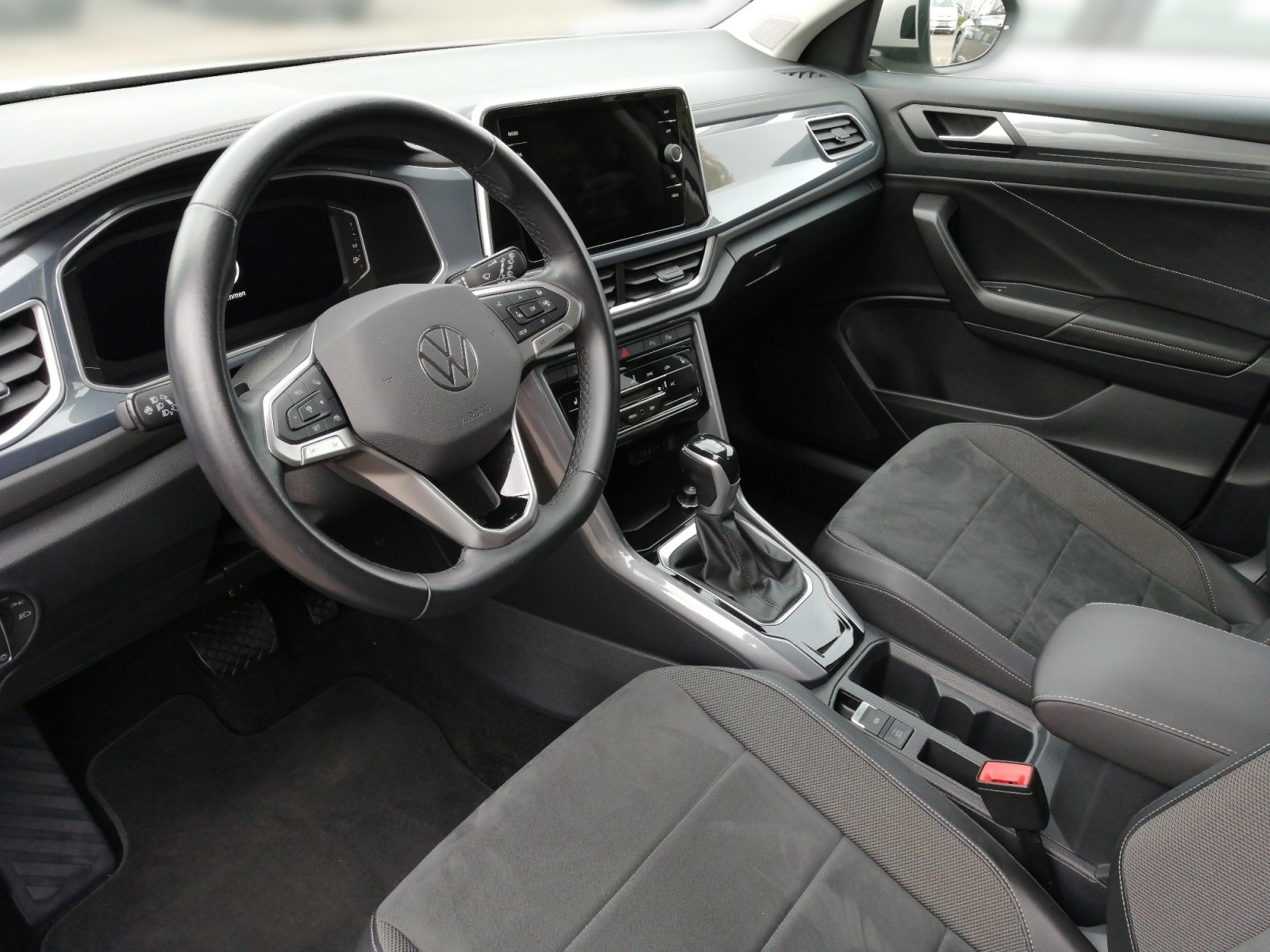 T-ROC 1.5TSI STYLE DSG Kam.,PDC,Virtual,ACC,LED