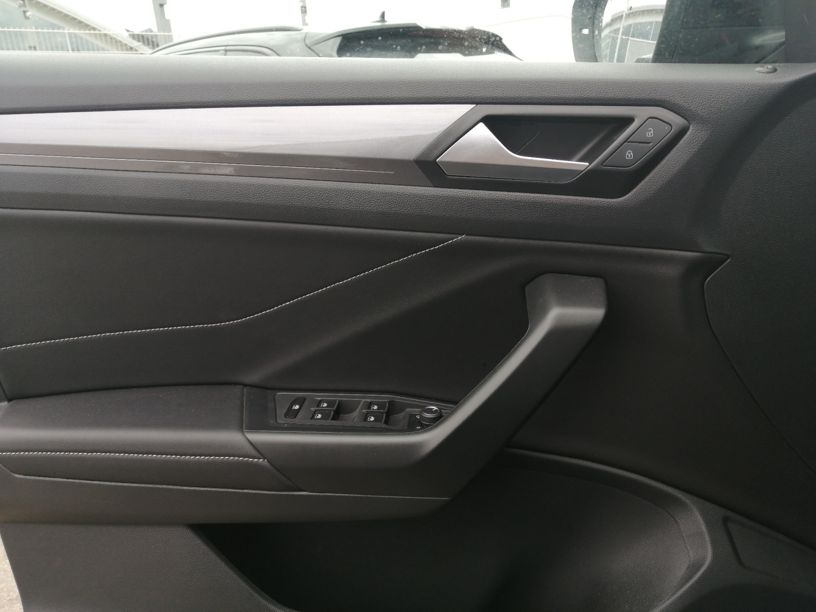 T-ROC Style 1.5TSI DSG AHK NAVI ,PDC,Virtual,ACC