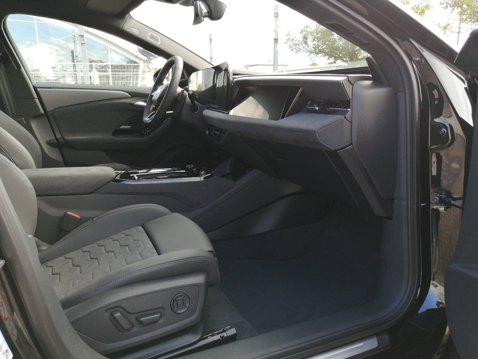 A6 Avant e-tron performance 270 kW BO,S Line,360