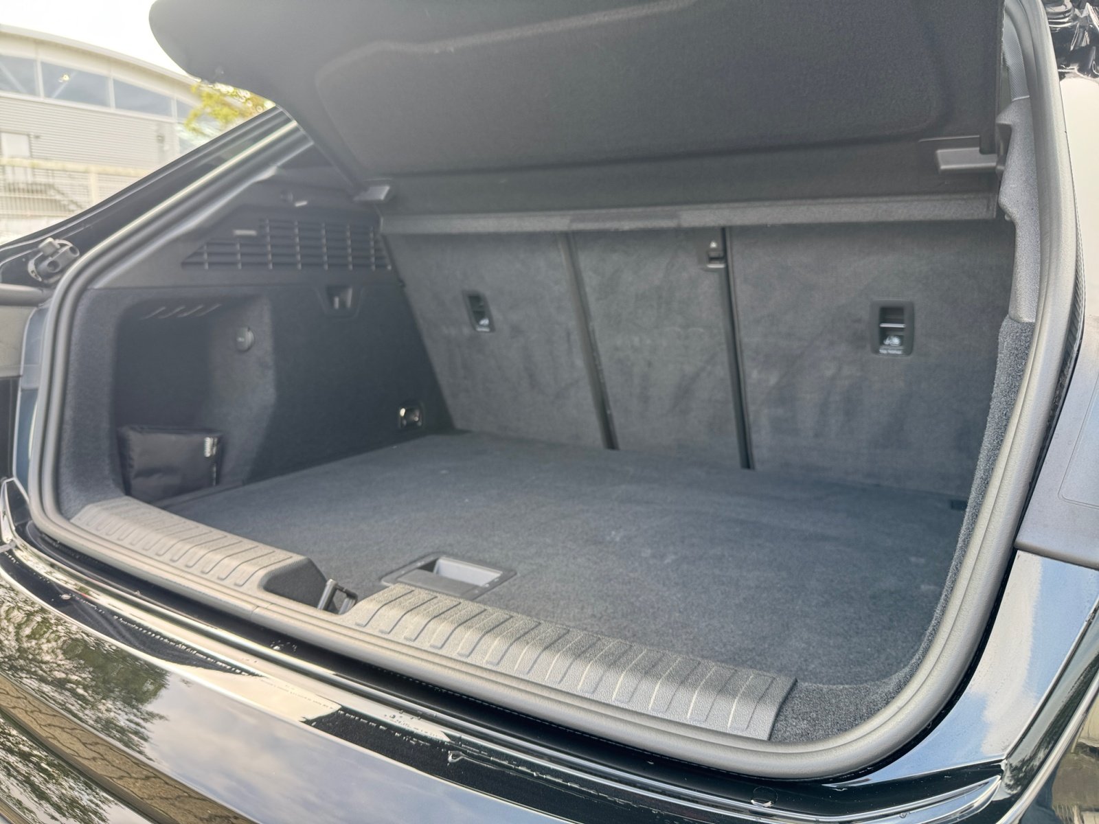 RS3 Sportback quattro S tronic matrix,HUD,Kam.