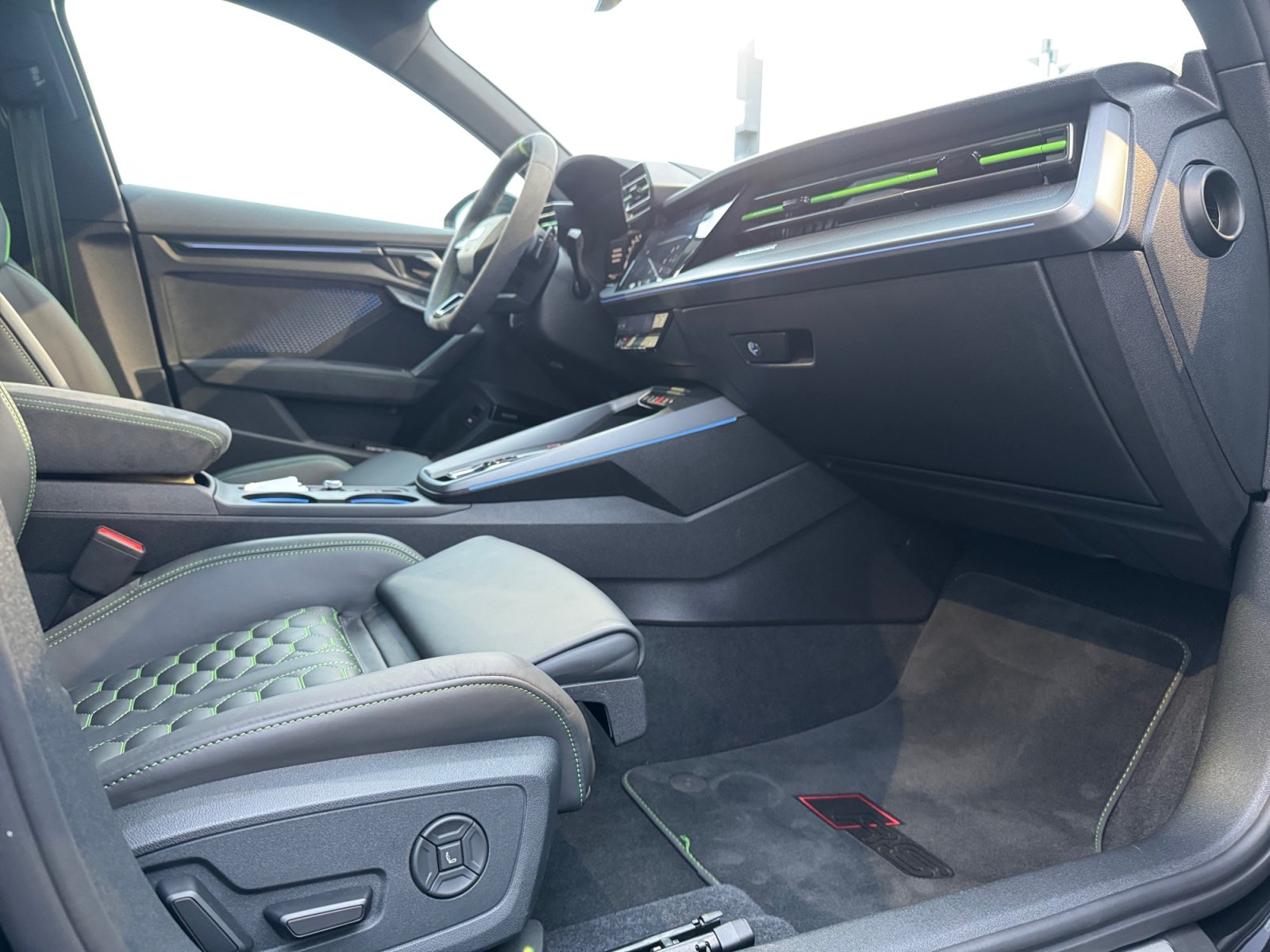 RS3 Sportback quattro S tronic matrix,HUD,Kam.