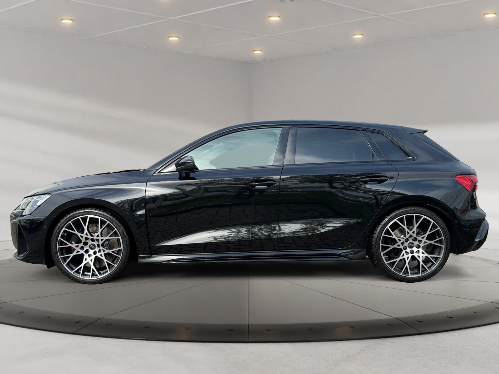 RS3 Sportback quattro S tronic matrix,HUD,Kam.