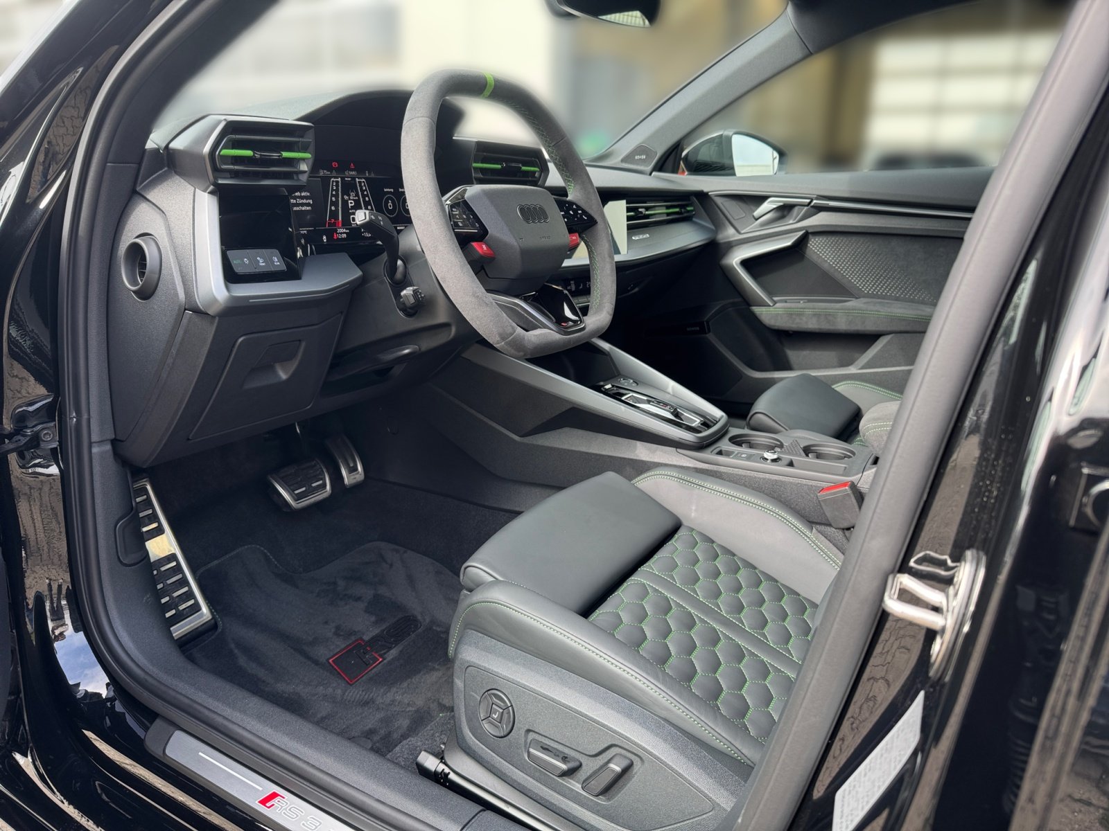 RS3 Sportback quattro S tronic matrix,HUD,Kam.