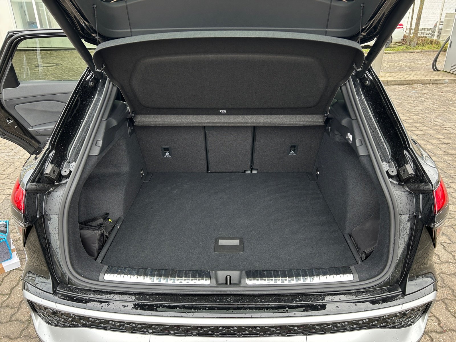 Q3 SUV TFSI S tronic S Line,Kam.,PANO,Virtual,LM