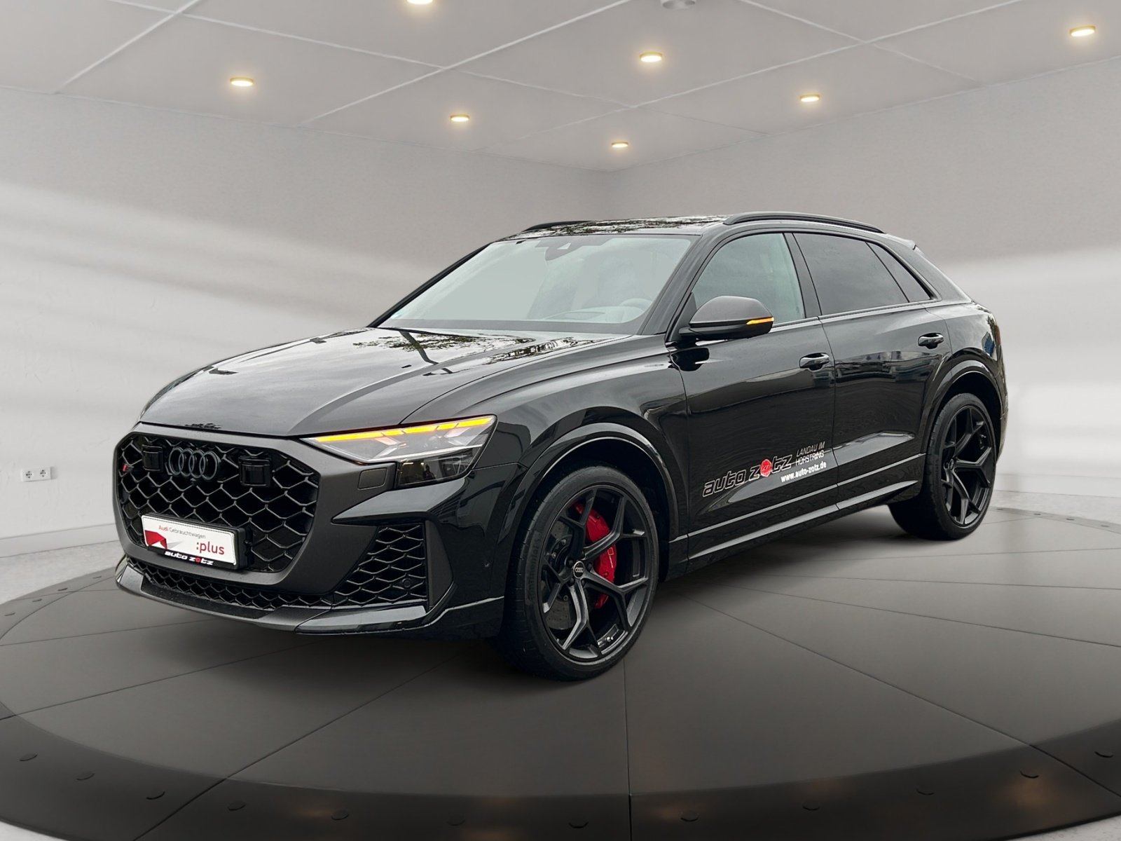 RSQ8 SUV performance matrix,360,HUD,Kam.,Laser