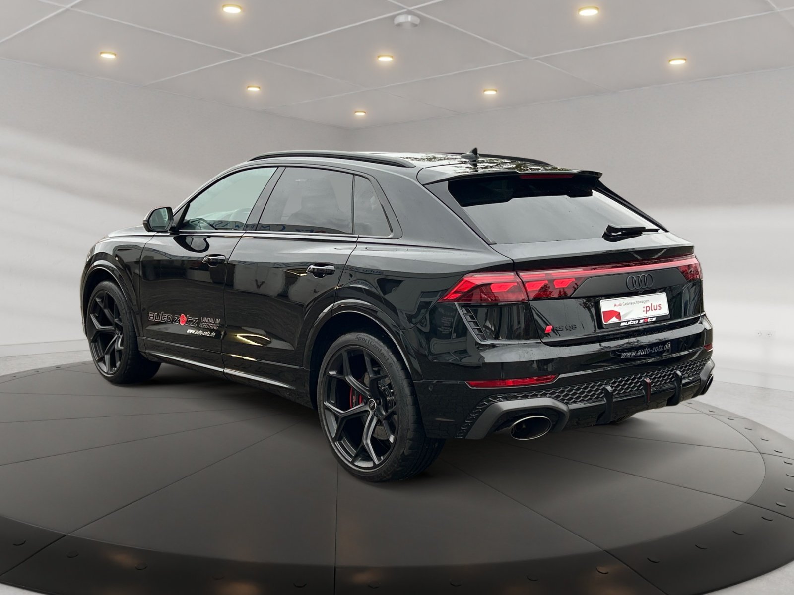 RSQ8 SUV performance matrix,360,HUD,Kam.,Laser
