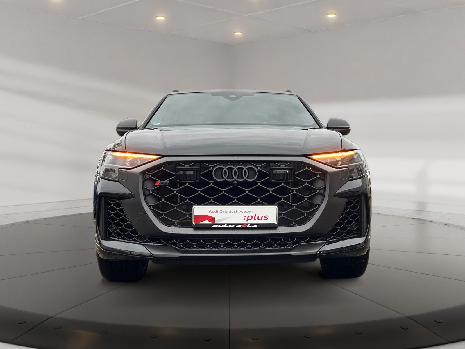 RSQ8 SUV performance matrix,360,HUD,Kam.,Laser