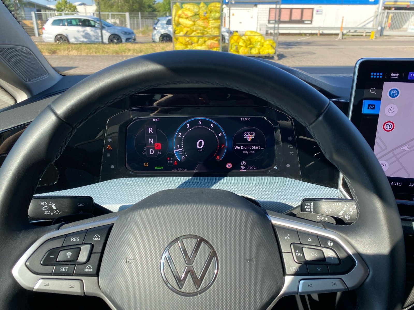 Golf VIII 1.5 eTSI DSG Kam.,PDC,Virtual,ACC,AHK