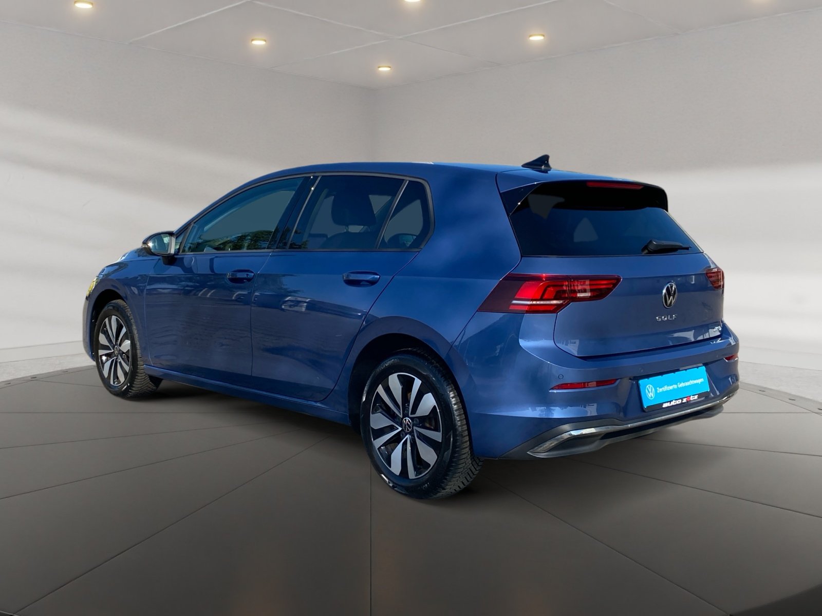 Golf VIII 1.5 eTSI DSG Kam.,PDC,Virtual,ACC,AHK