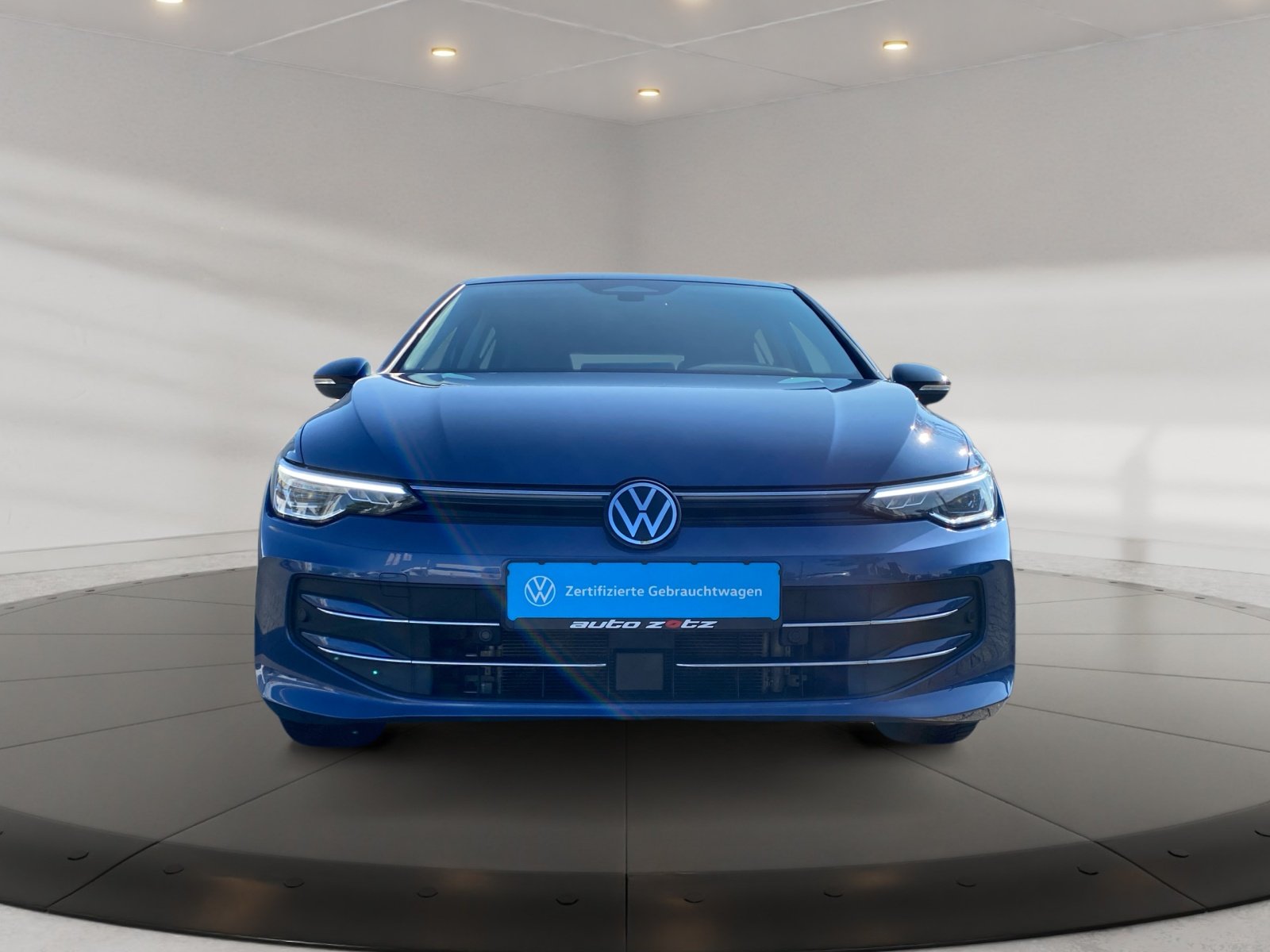 Golf VIII 1.5 eTSI DSG Kam.,PDC,Virtual,ACC,AHK