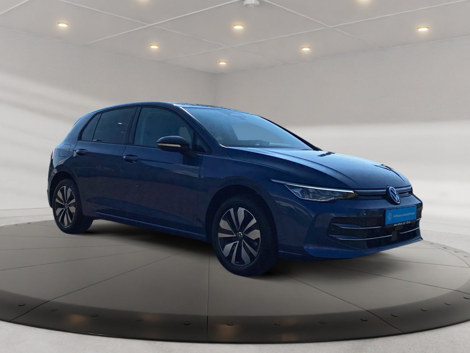Golf VIII 1.5 eTSI DSG Kam.,PDC,Virtual,ACC,AHK