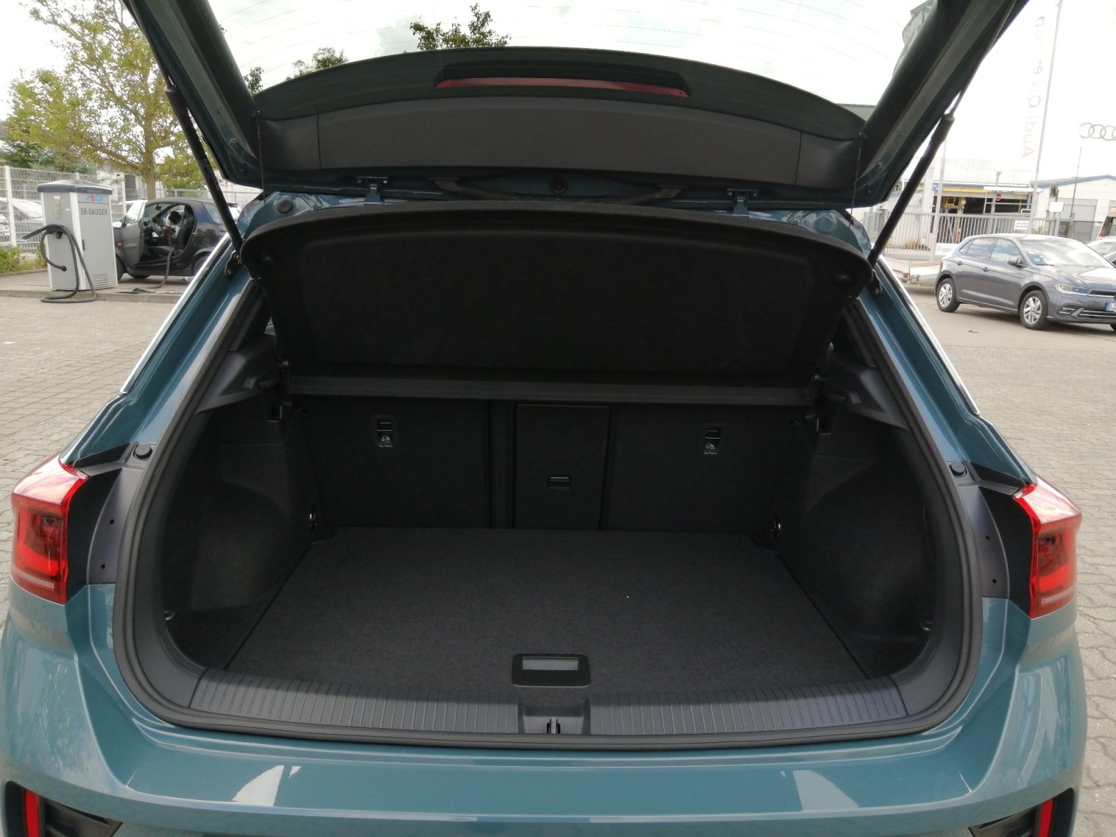 T-Roc R-Line 1.5TSI IQ.Light Business Kam.,PDC