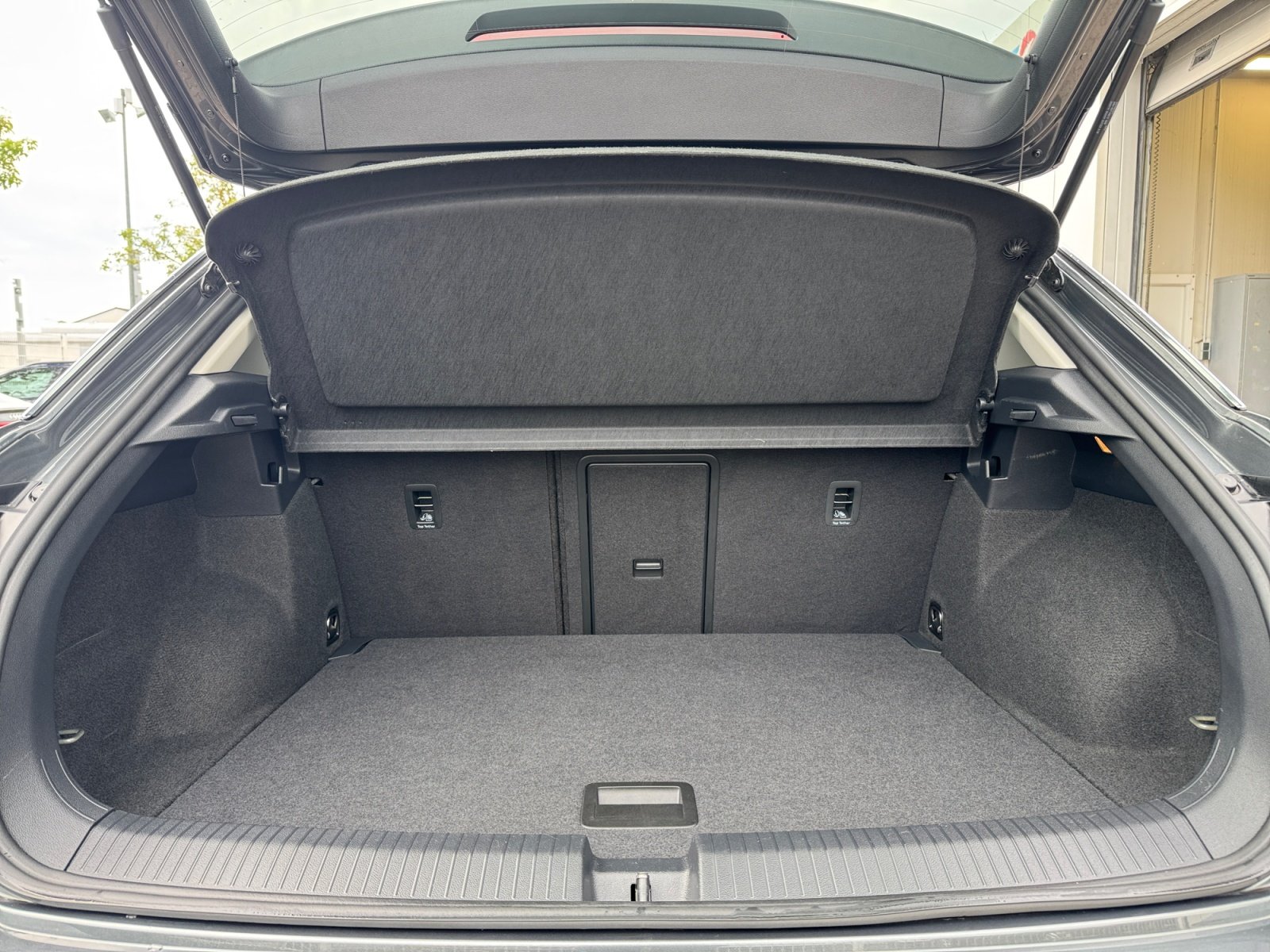 T-Roc Style 1.5TSI DSG IQ.DRIVE KAMERA Kam.,PDC