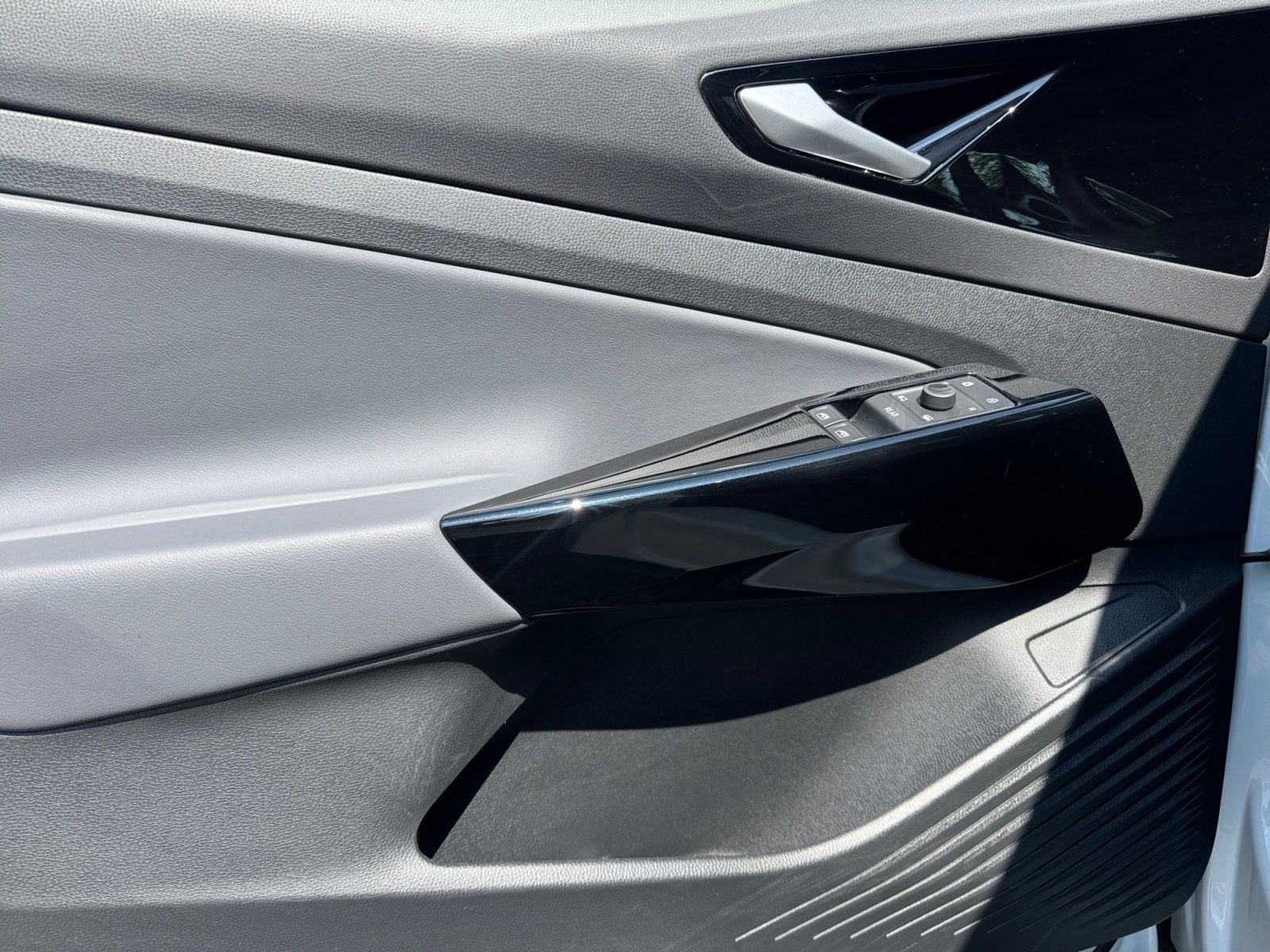 ID.4 Pro Performance HUD,Kam.,PDC,ACC,AHK,LED