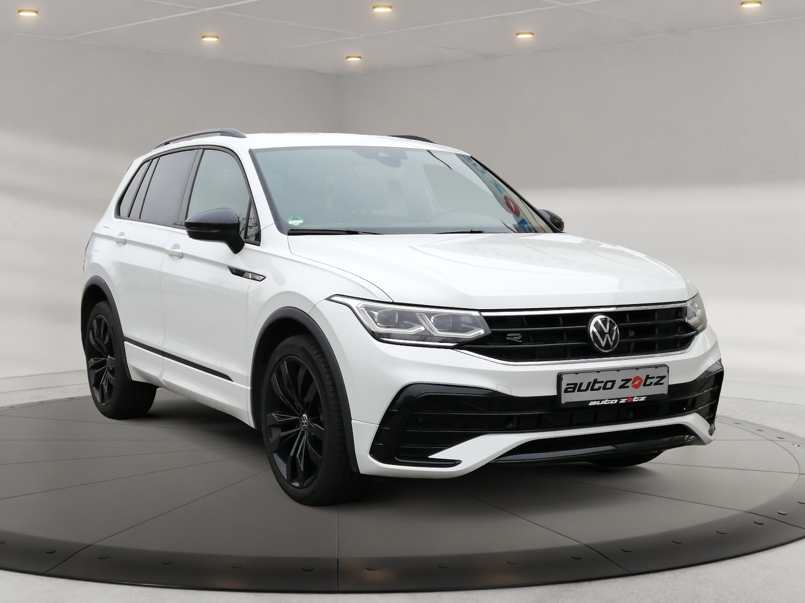 Tiguan R-Line 1.5 TSI DSG ,R Line,PDC,Virtual,LM