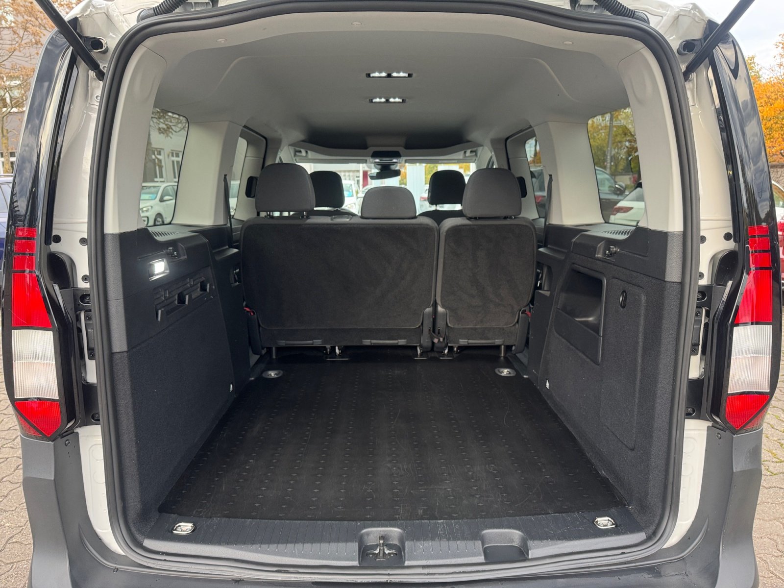 Caddy Maxi 1.5TSI AHK ALLWETTER Kam.,AHK,SpurH