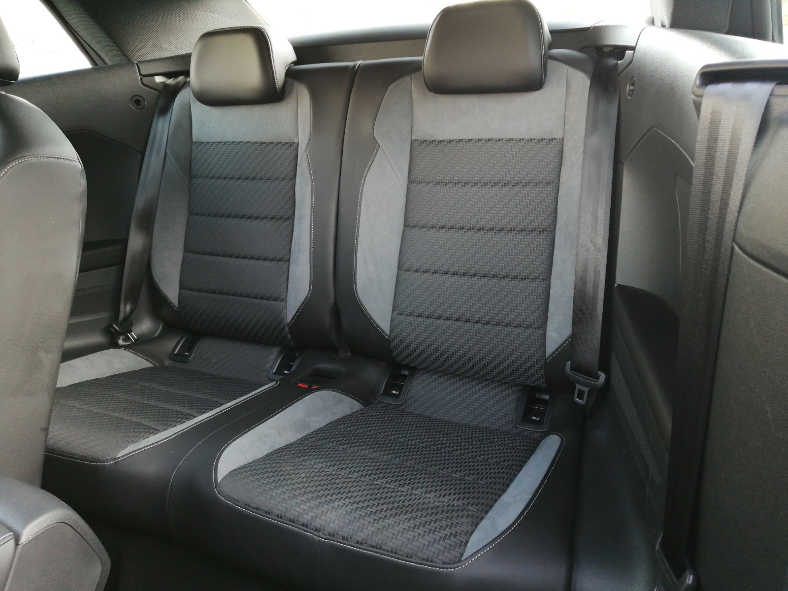 T-Roc Cabriolet R-Line 1.5 l TSI OPF 7-Gang-DSG