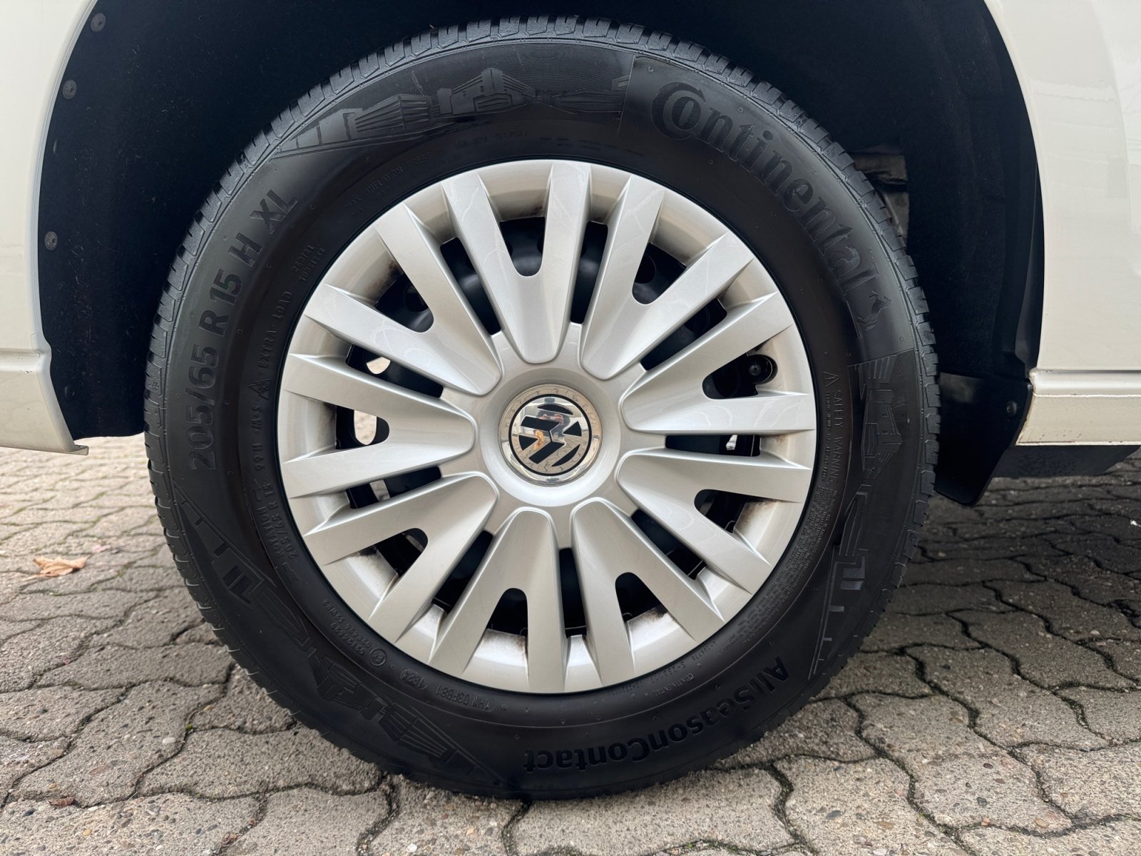 Caddy Cargo 2.0TDI Kasten AHK,SHZ,SoundSys