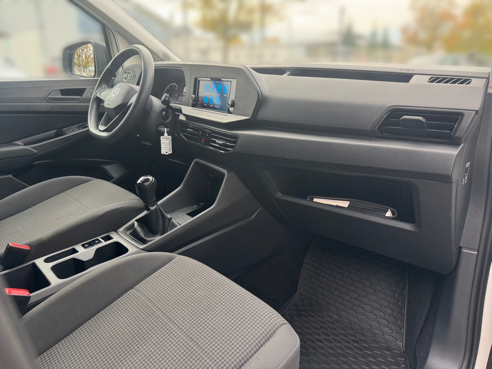 Caddy Cargo 2.0TDI Kasten AHK,SHZ,SoundSys