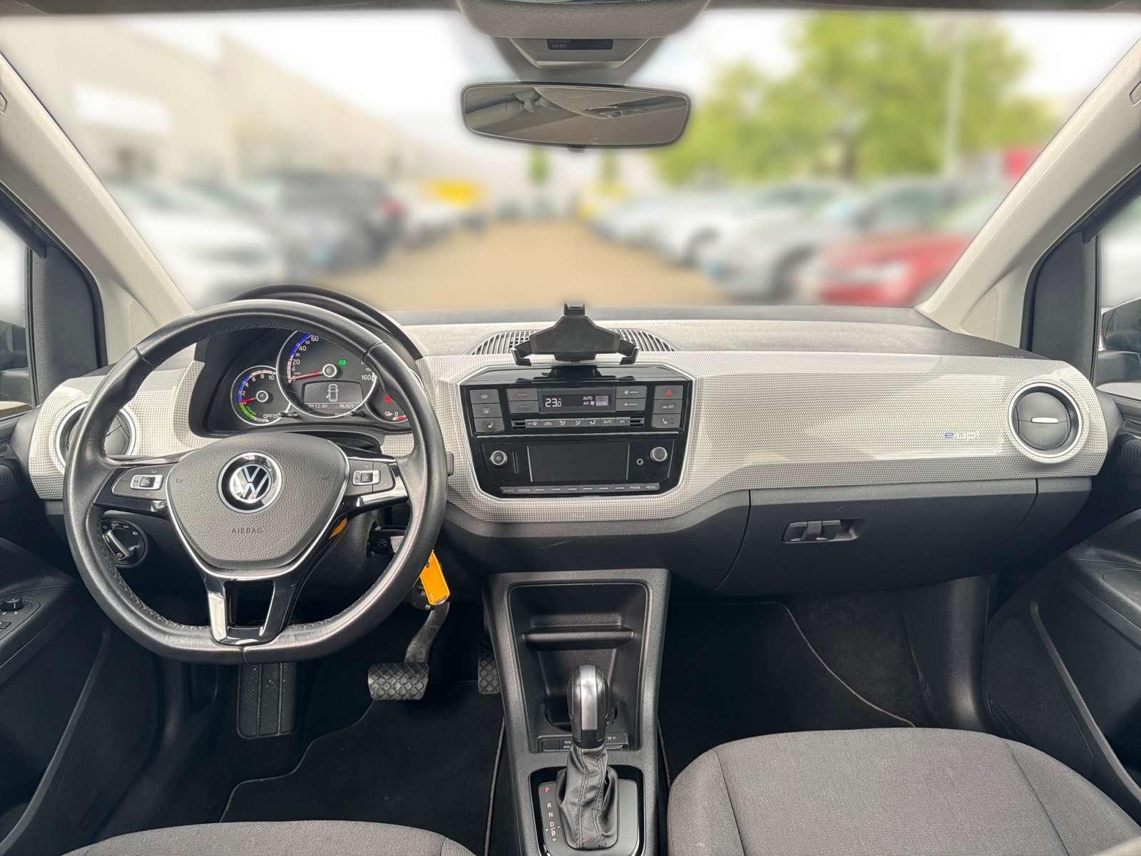 e-up! Style Plus 61 kW 32.3 kWh 1-Gang-Automatik