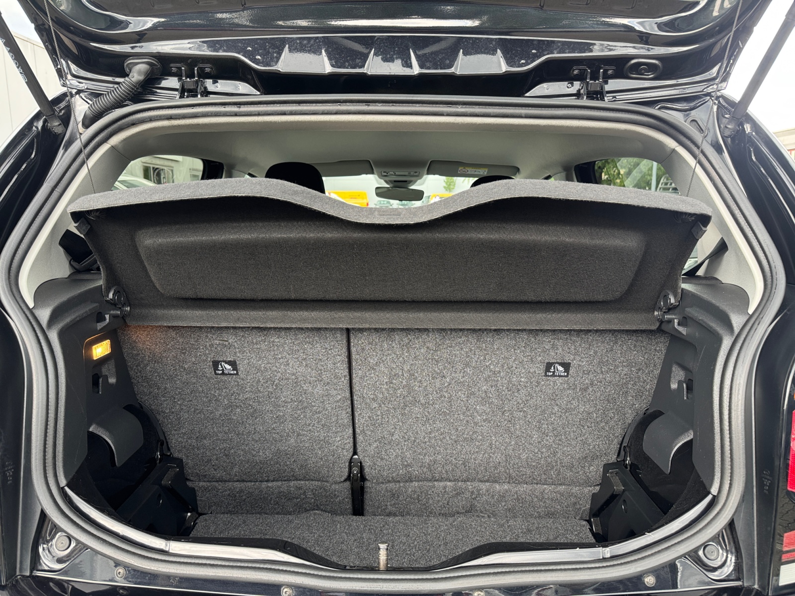 e-up! Style Plus 61 kW 32.3 kWh 1-Gang-Automatik
