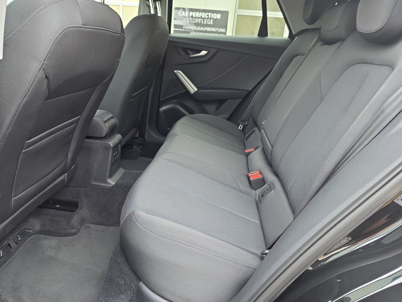 Q2 Advanced 35TFSI S tronic matrix,Kam.,PDC,AHK