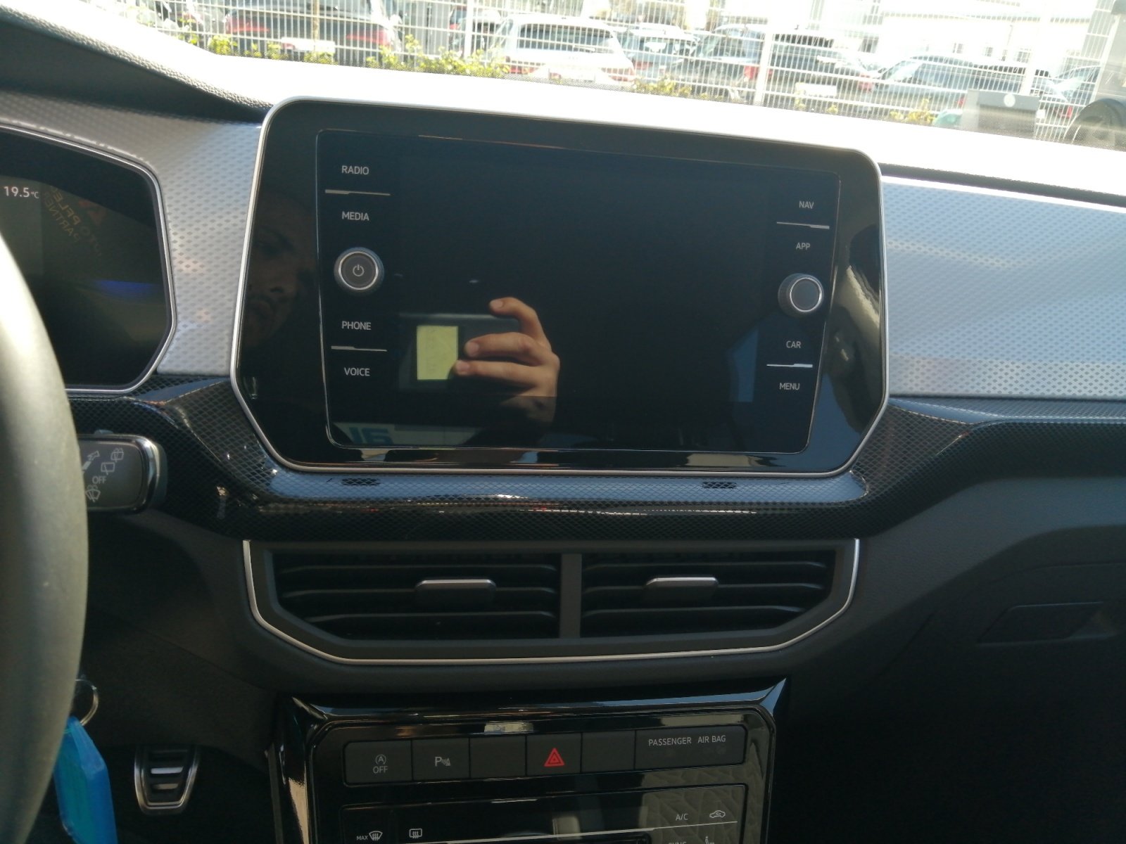 T-Cross 1.0TSI LIFE PDC,Virtual,ACC,LED,2xKlima