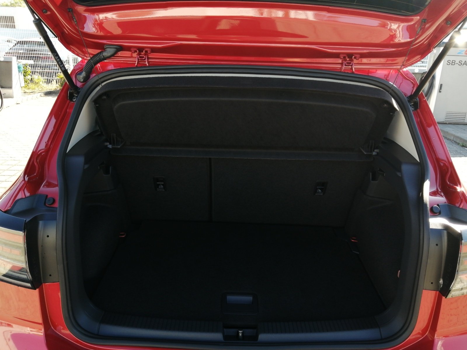 T-Cross 1.0TSI LIFE PDC,Virtual,ACC,LED,2xKlima