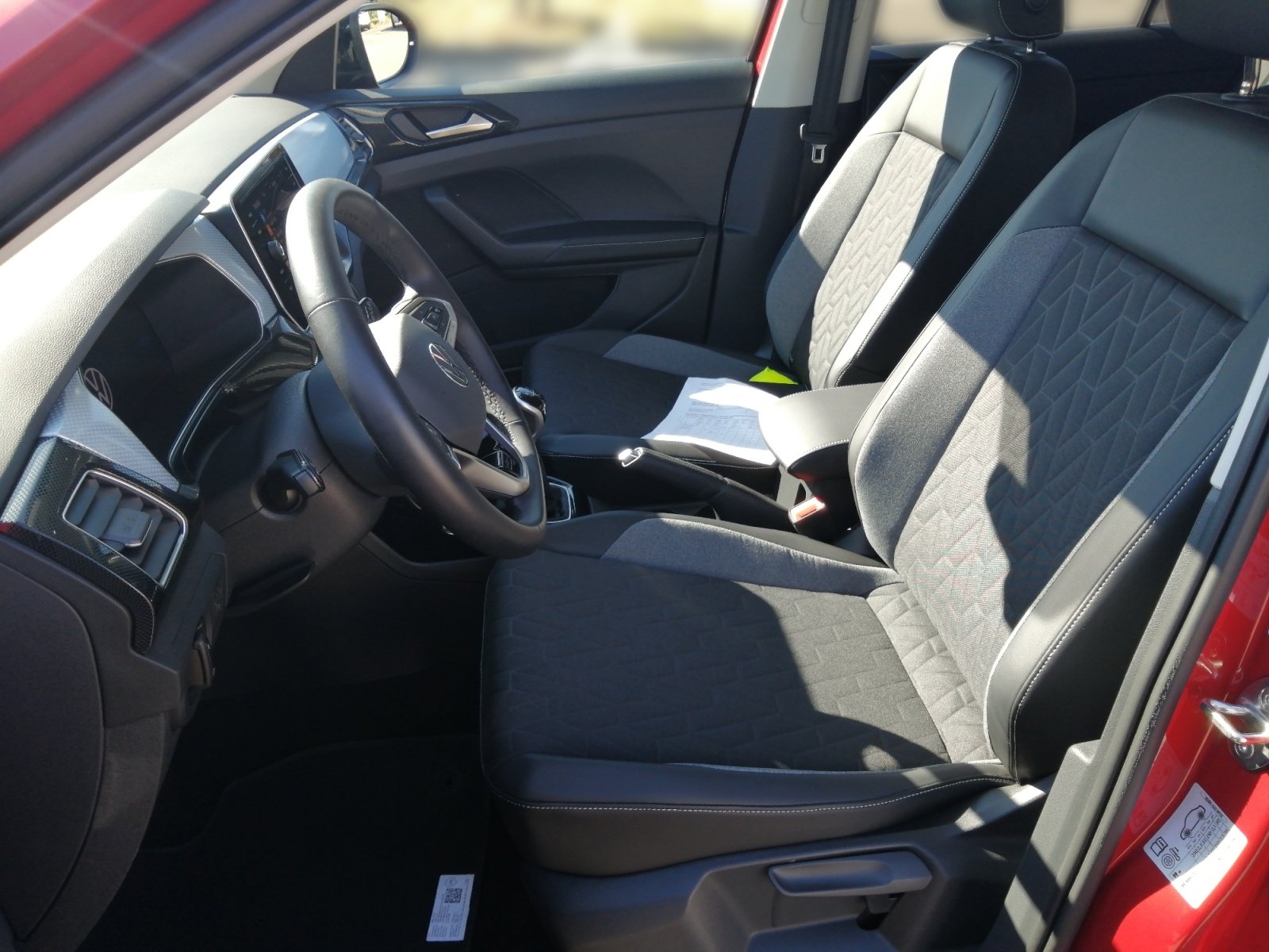 T-Cross 1.0TSI LIFE PDC,Virtual,ACC,LED,2xKlima