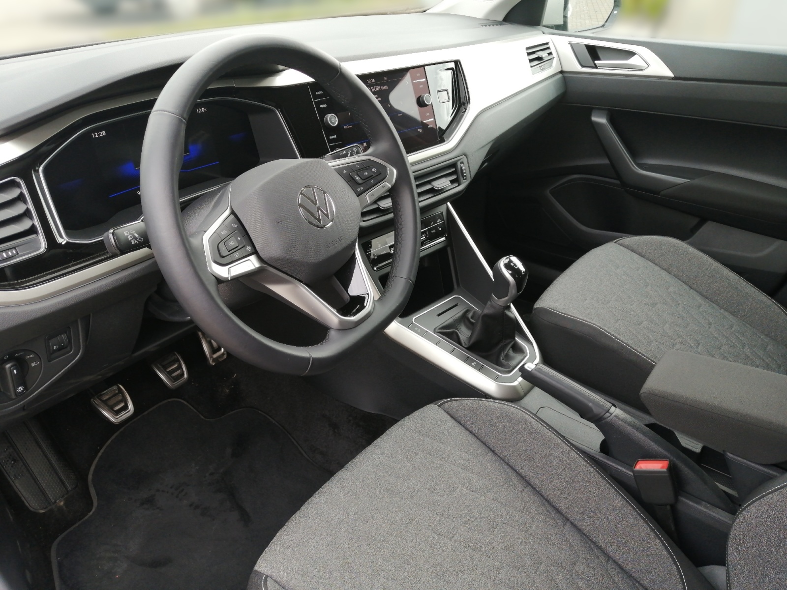 Polo VI 1.0TSI MOVE ,Virtual,PDC,AHK,LED,SHZ