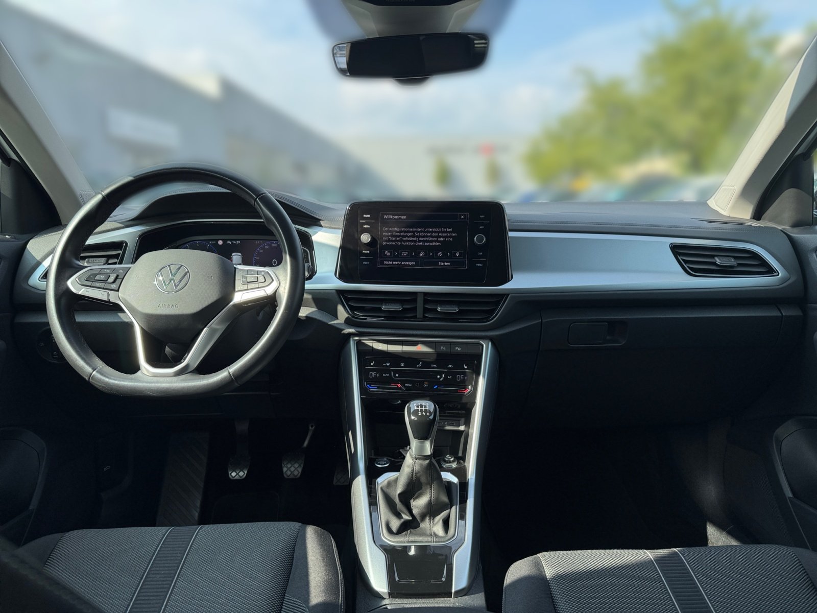 T-ROC 1.0TSI LIFE Kam.,PDC,Virtual,ACC,LED,Navi