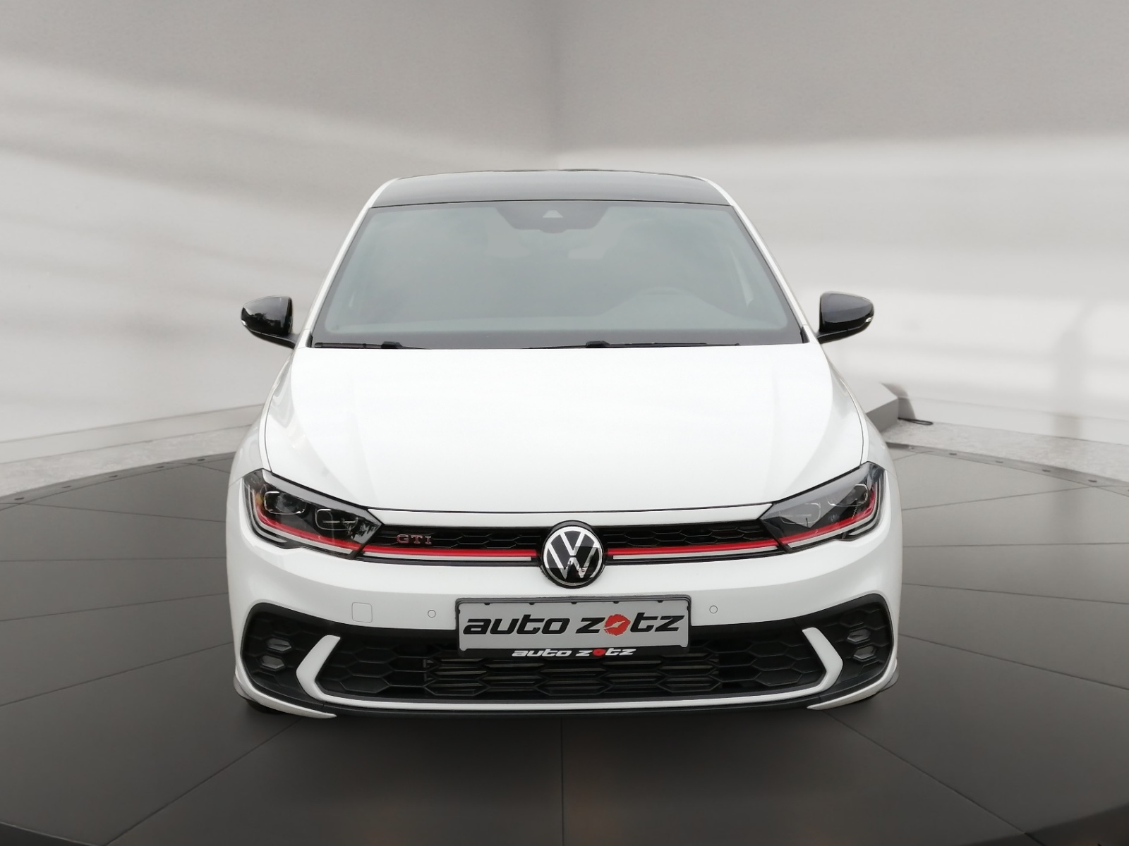 Polo GTI 2.0TSI DSG ,PDC,Virtual,Kam.,ACC,Navi