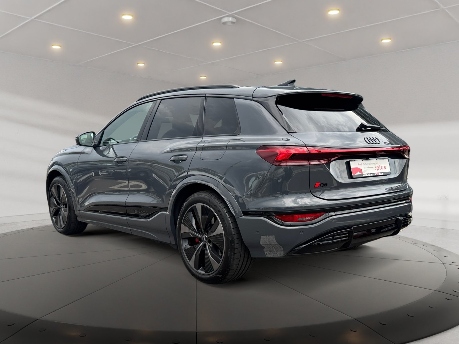 Q6 SUV e-tron quattro BO,S Line,360,HUD,Kam.,PDC