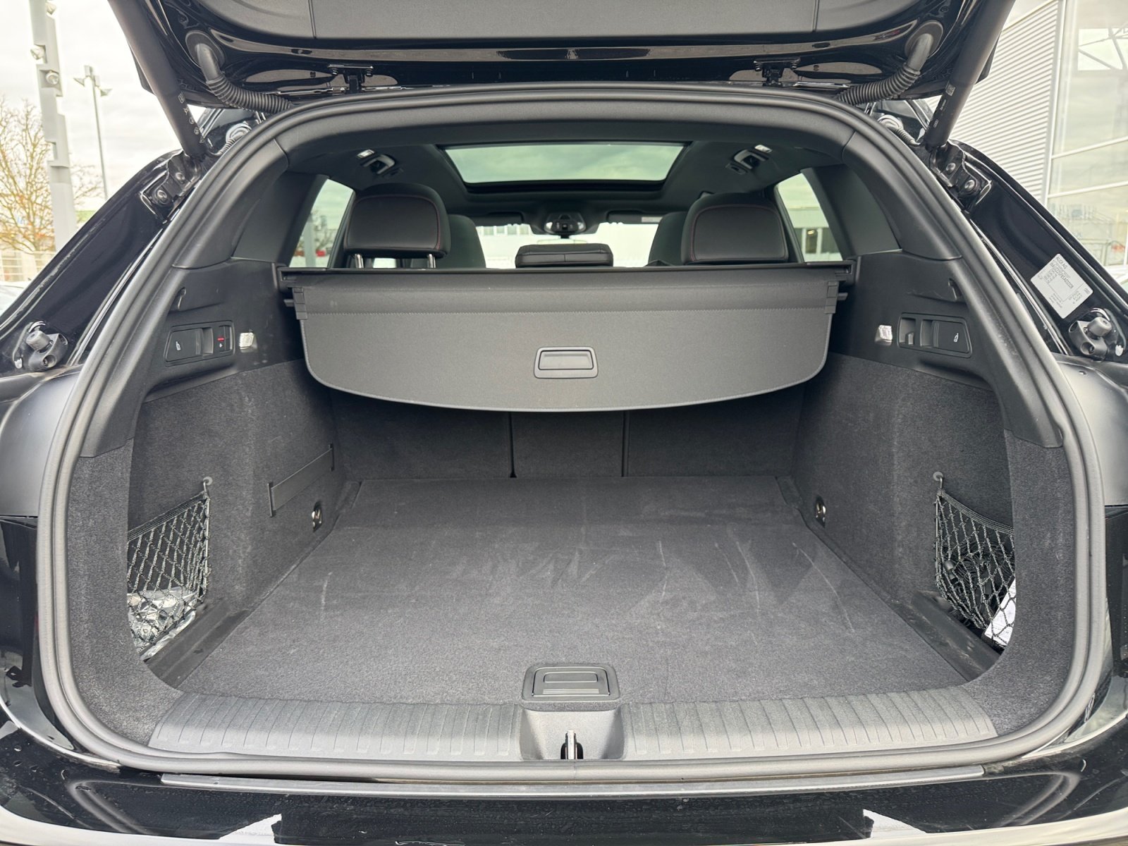 Q6 e-tron quattro 285 kW BO,S Line,360,HUD,Kam.