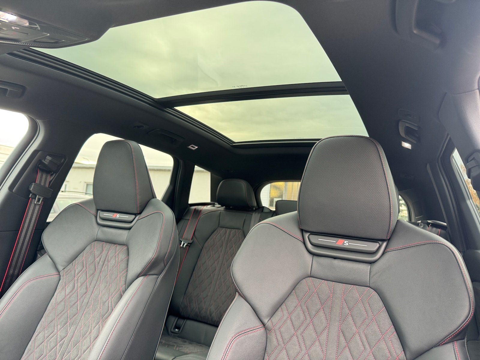 Q6 e-tron quattro 285 kW BO,S Line,360,HUD,Kam.