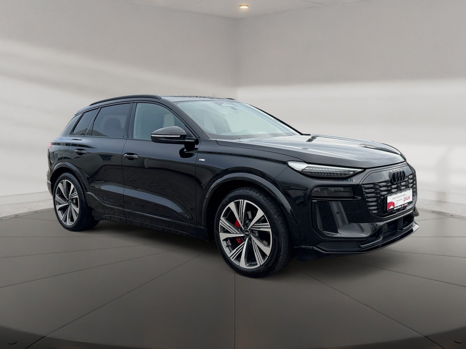 Q6 e-tron quattro 285 kW BO,S Line,360,HUD,Kam.