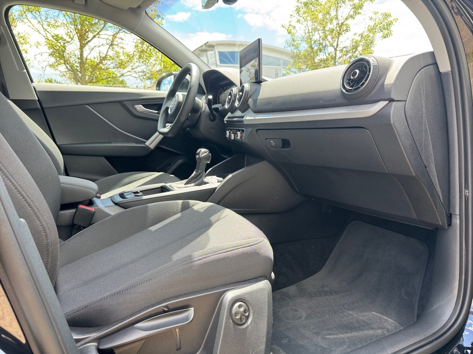 Q2 Advanced advanced 35 TFSI 110(150)  S tronic
