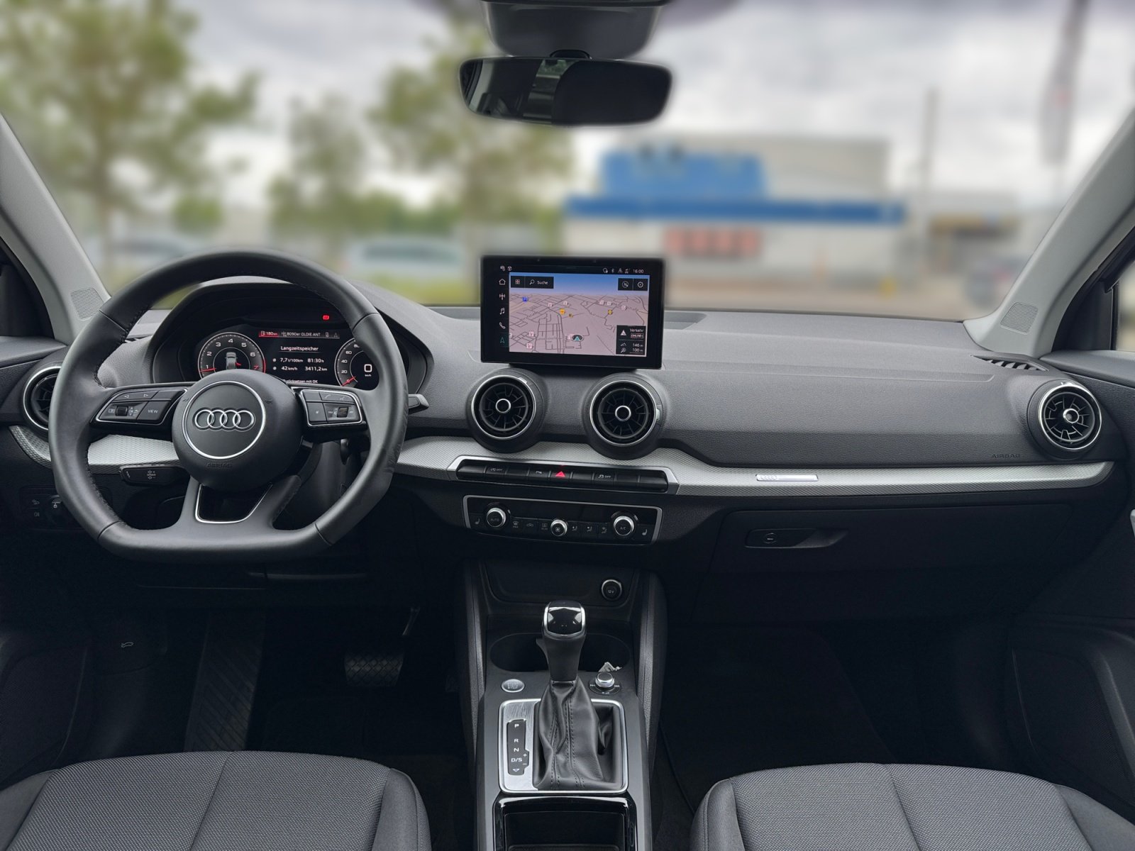 Q2 Advanced 35 TFSI S tronic matrix,Kam.,PDC,AHK