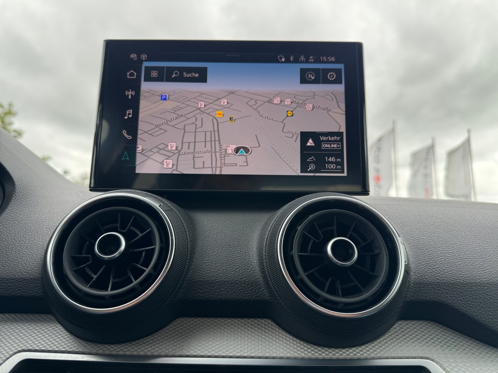 Q2 Advanced 35 TFSI S tronic matrix,Kam.,PDC,AHK