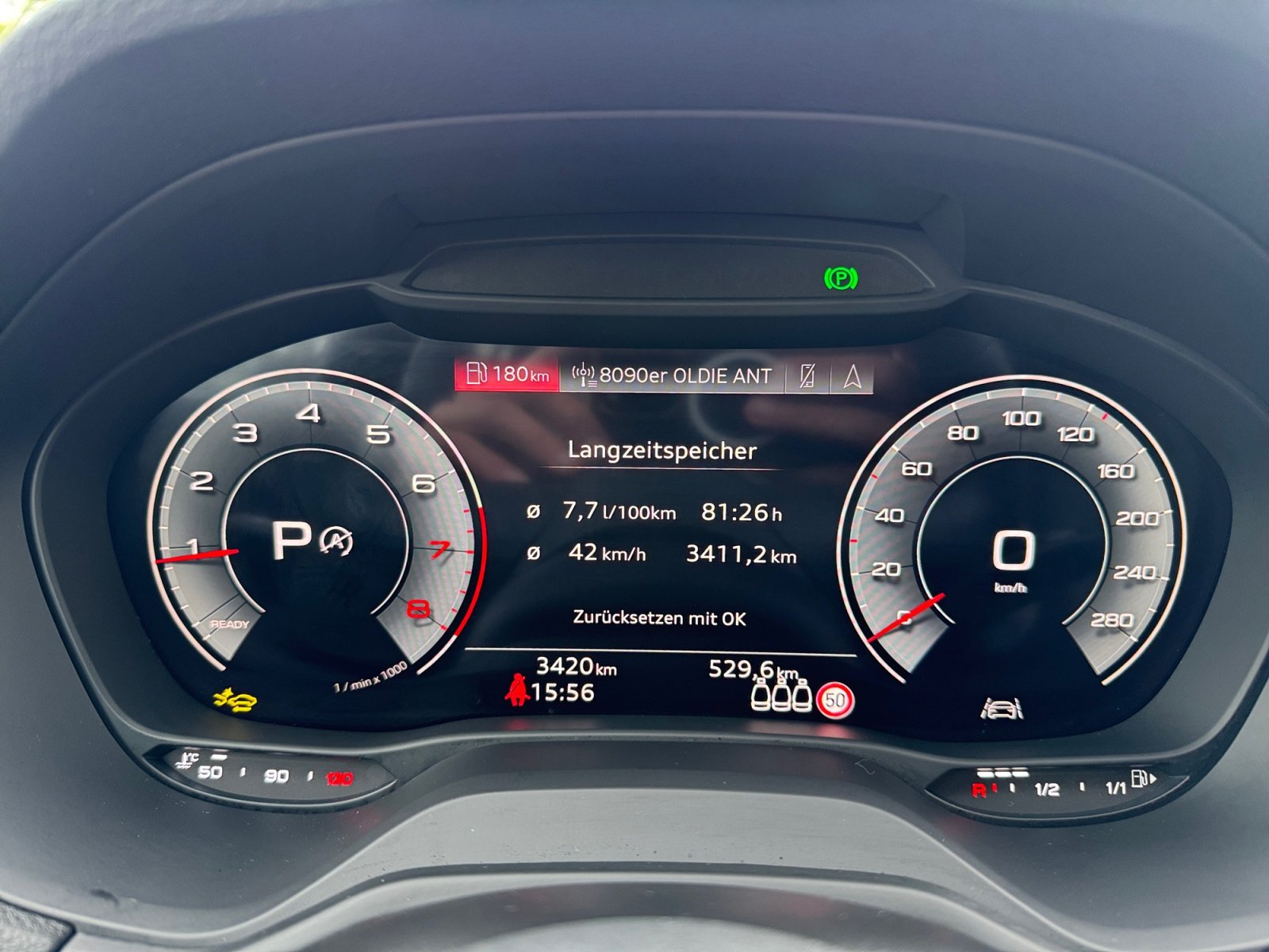 Q2 Advanced 35 TFSI S tronic matrix,Kam.,PDC,AHK