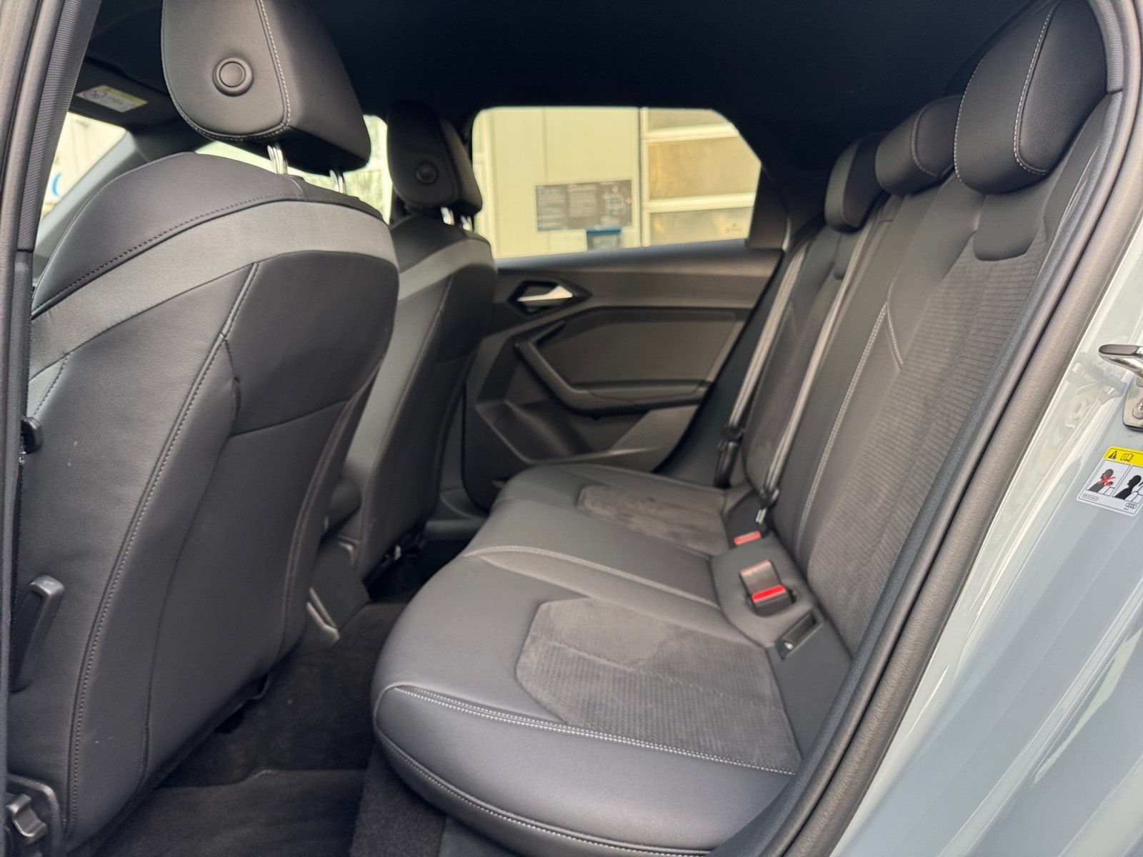 A1 Sportback S line 35 TFSI S tronic S Line,PDC