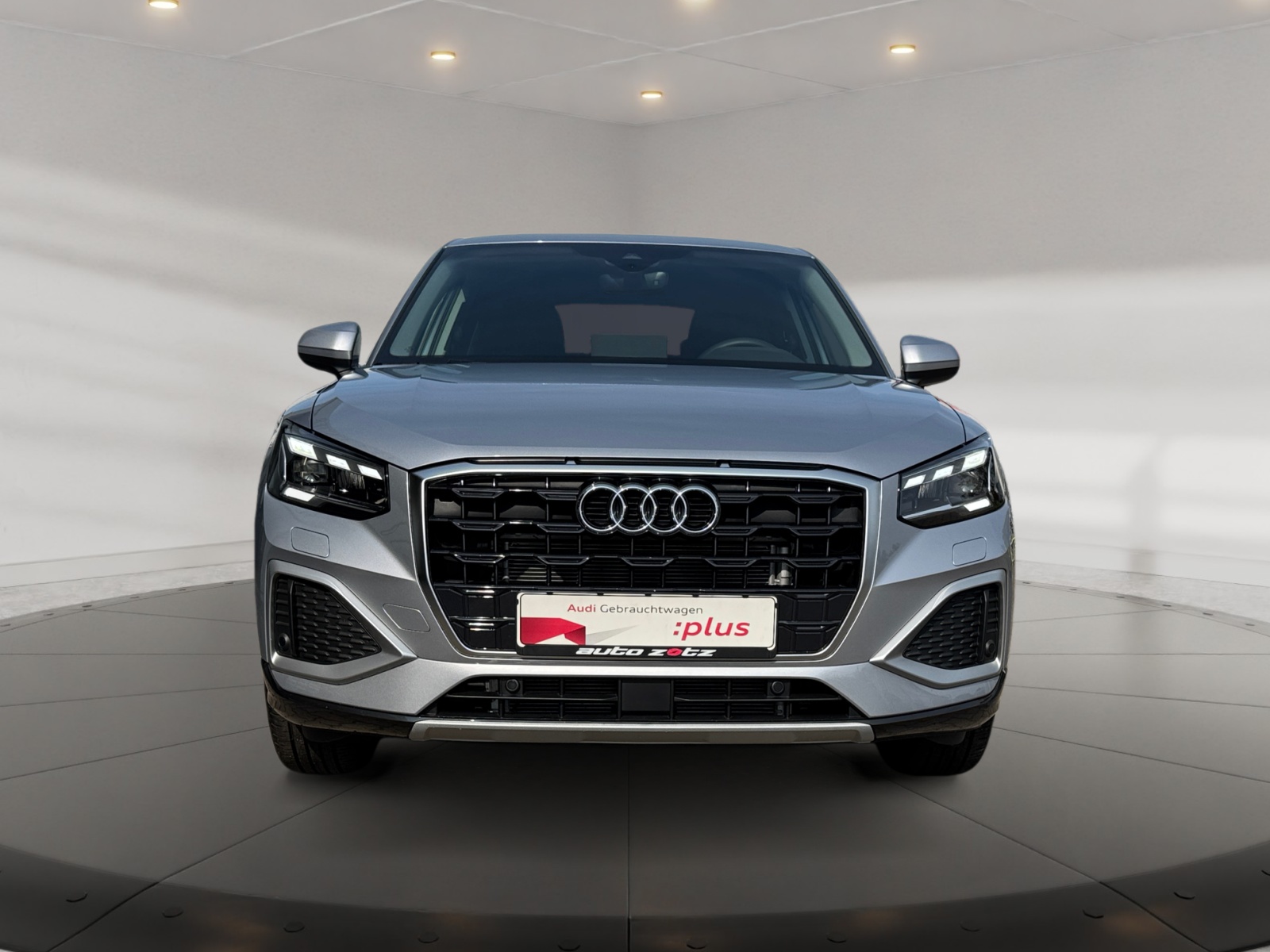 Q2 advanced 35 TFSI 110(150)  S tronic matrix,LM