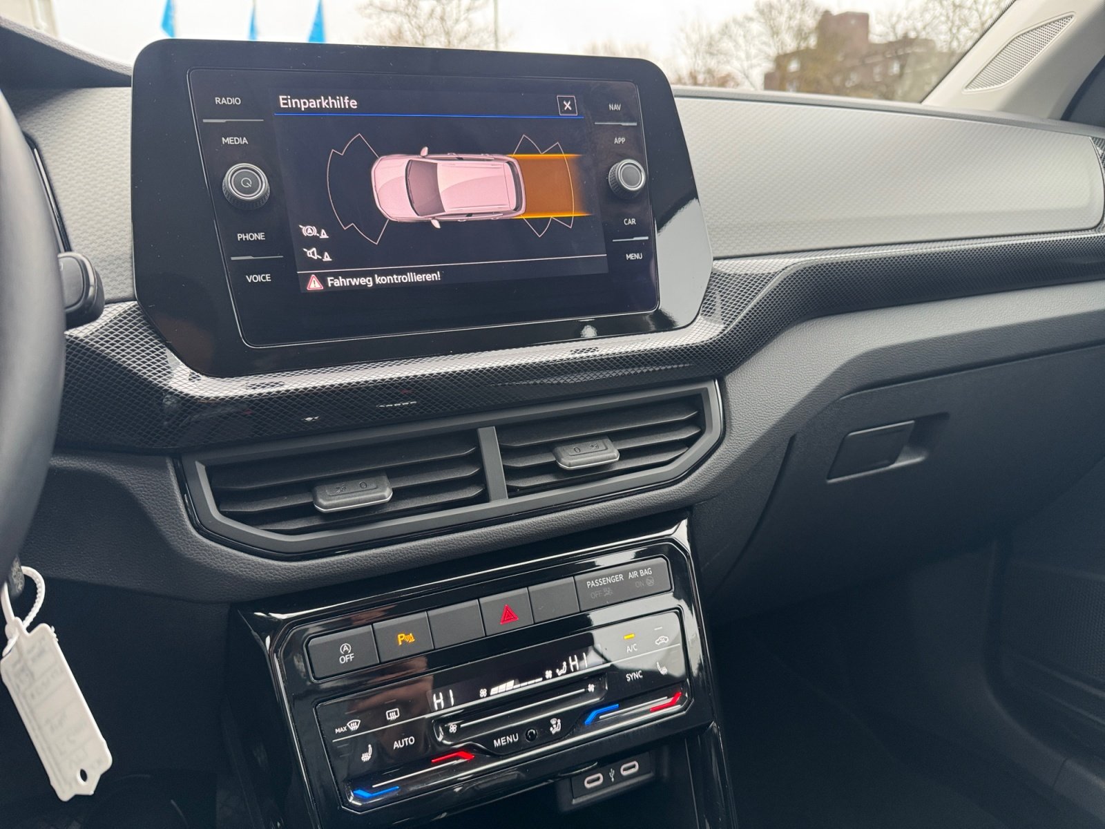 T-Cross Life 1.0 l TSI OPF 116 P) 7-Gang-DSG PDC