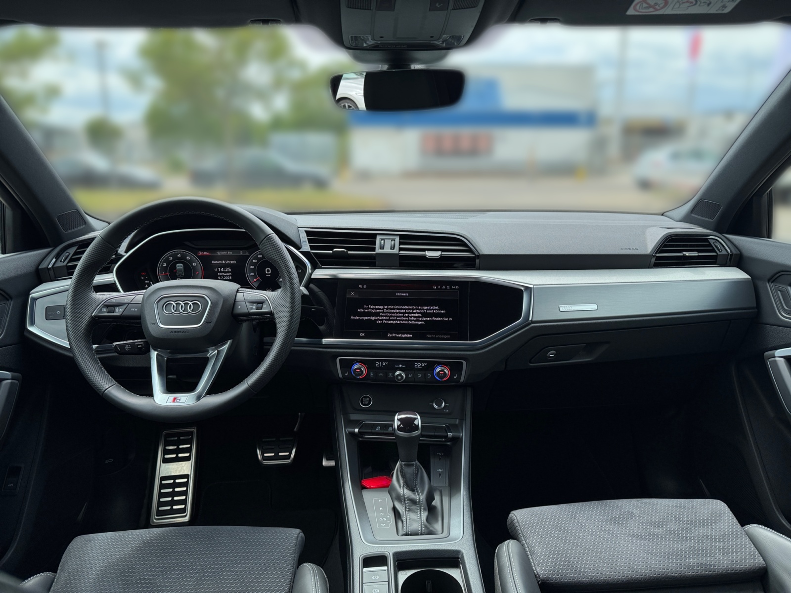 Q3 S line 35 TFSI S tronic
