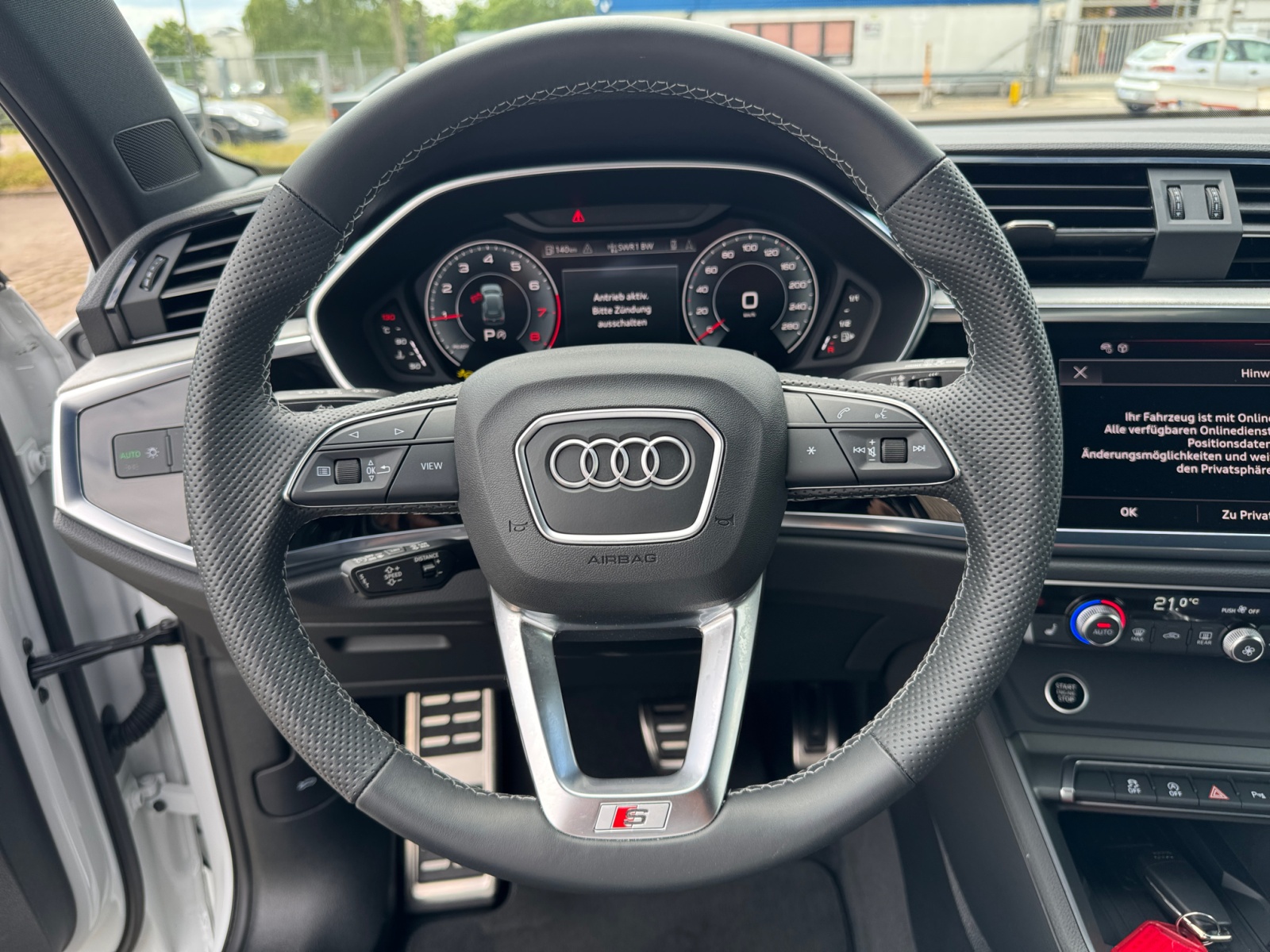 Q3 S line 35 TFSI S tronic
