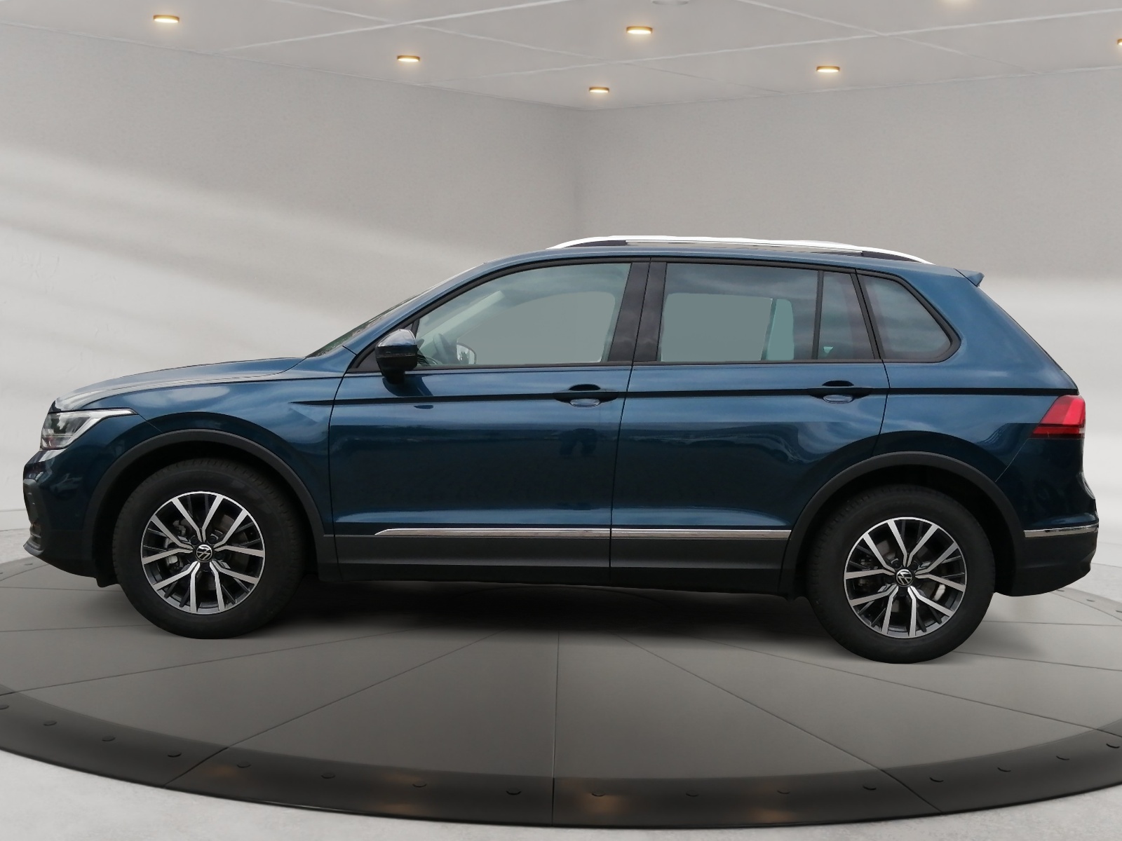 Tiguan Life 1.5 TSI DSG Life ,PDC,Kam.,AHK,ACC