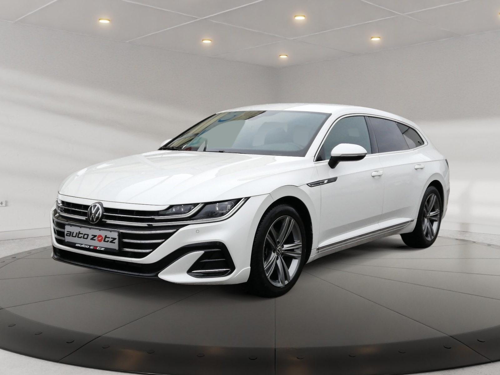 Arteon Shooting Brake R-Line ACC AHK IQ.Light