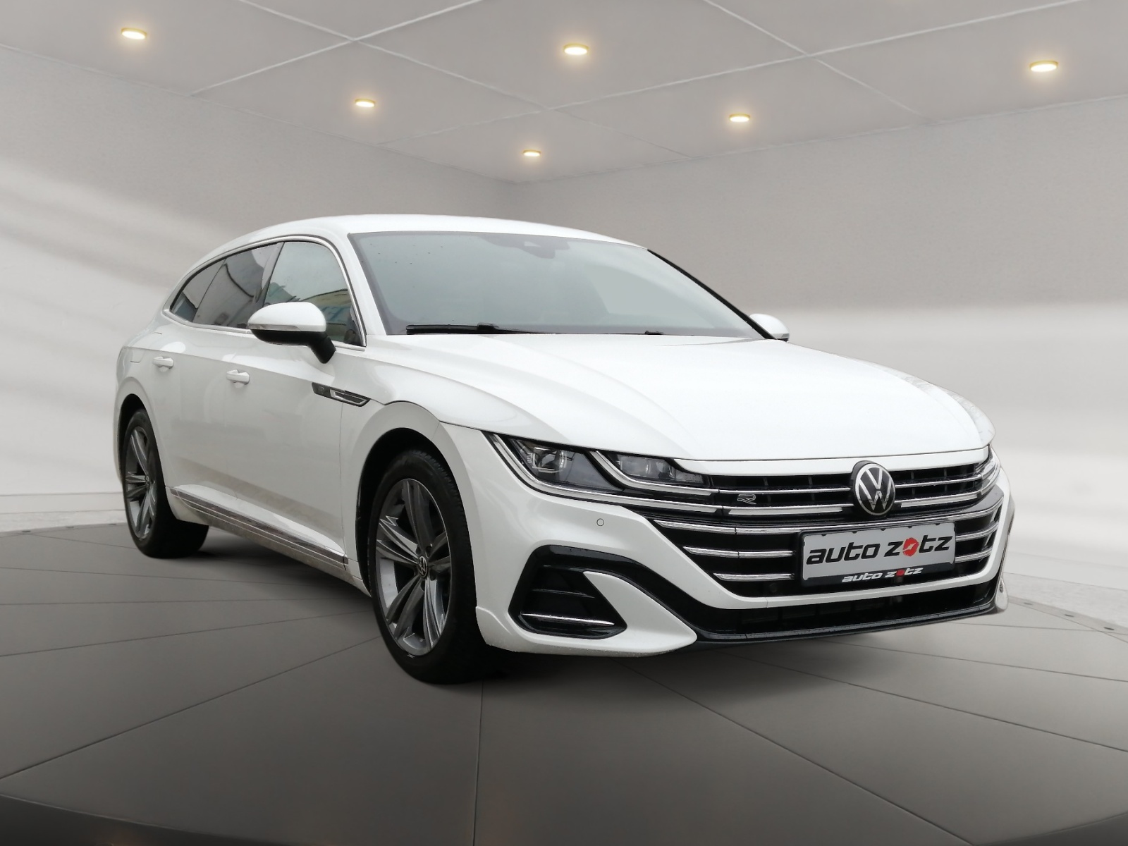 Arteon Shooting Brake R-Line ACC AHK IQ.Light